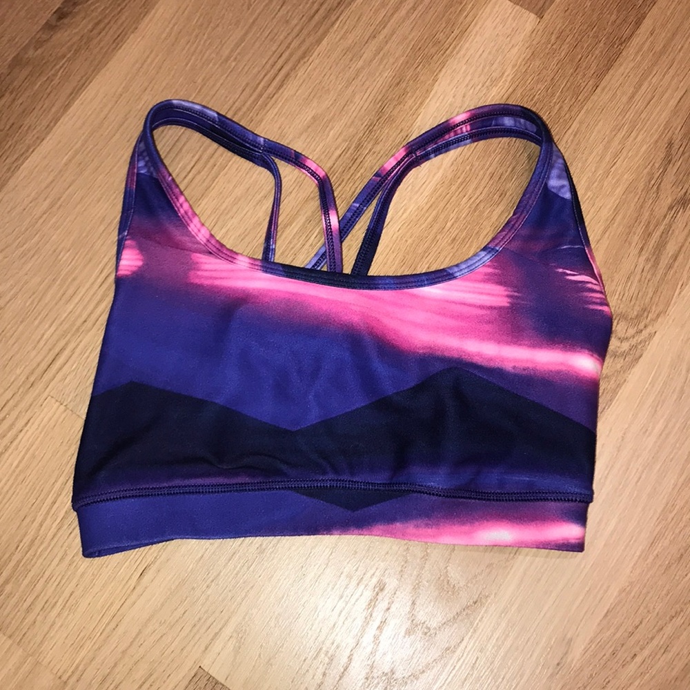 Sports bra